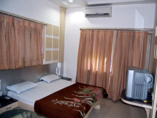 Hotel Meera Chittorgarh Ngoại thất bức ảnh